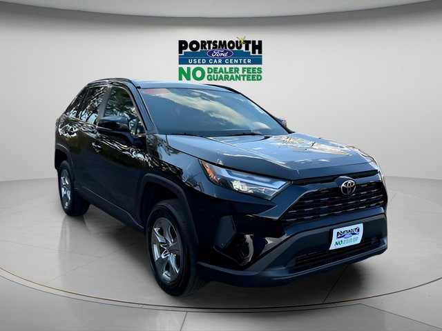 Used 2024 Toyota RAV4 XLE AWD/4WD image 1