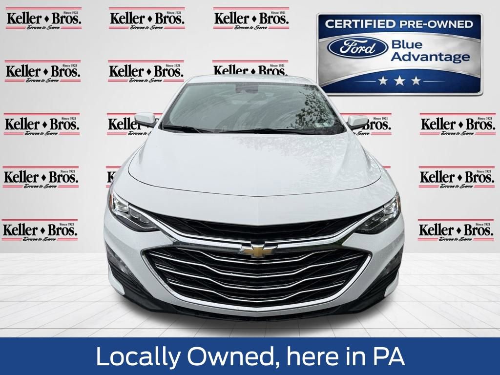 Used 2024 Chevrolet Malibu LT FWD image 2