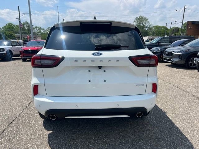 Certified 2024 Ford Escape ST-Line w/ Tech Pack #1 AWD/4WD image 5