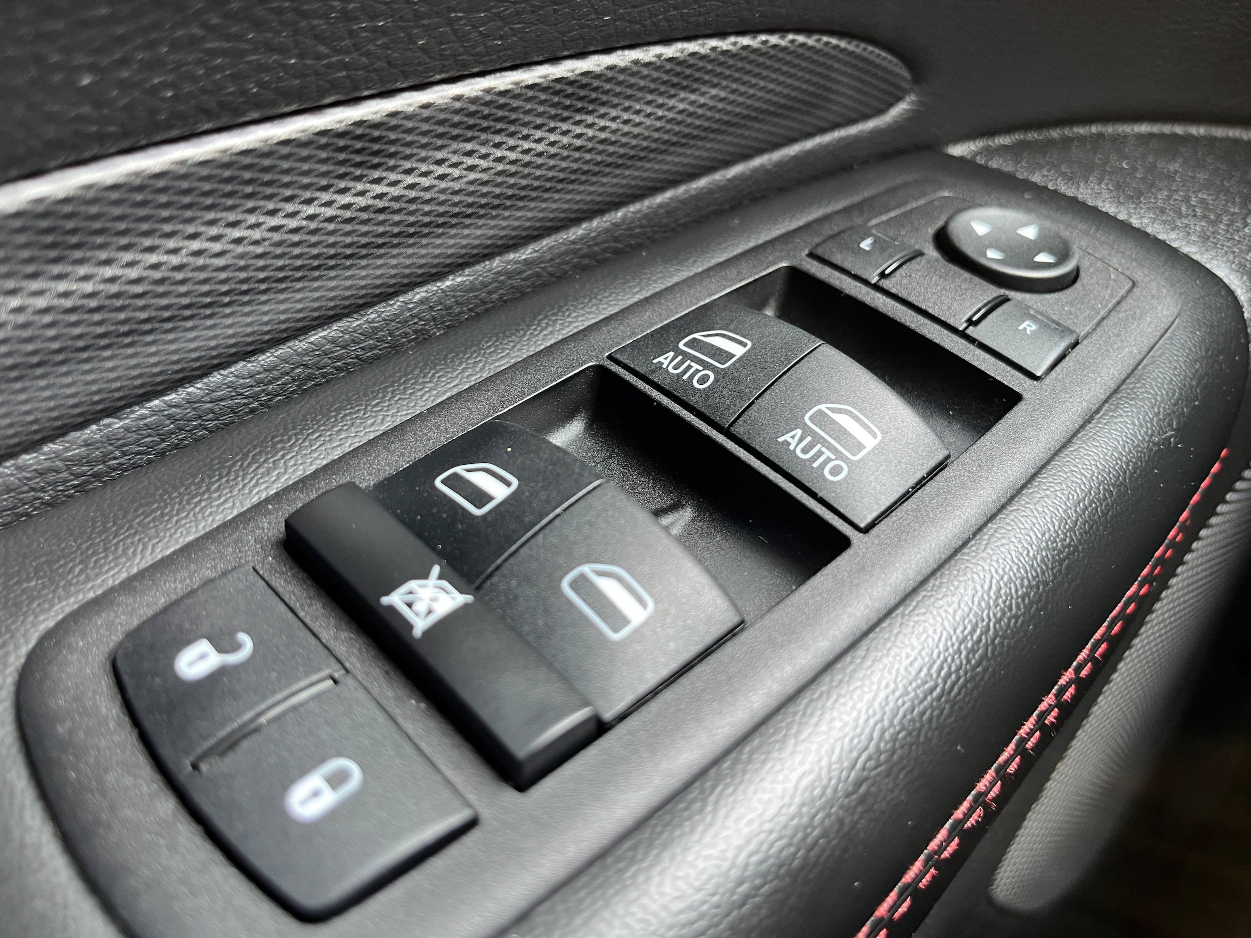 Used 2023 Dodge Durango R/T w/ Blacktop Package AWD/4WD image 23