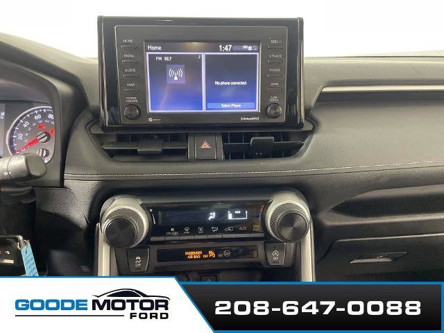Used 2022 Toyota RAV4 LE AWD/4WD image 13