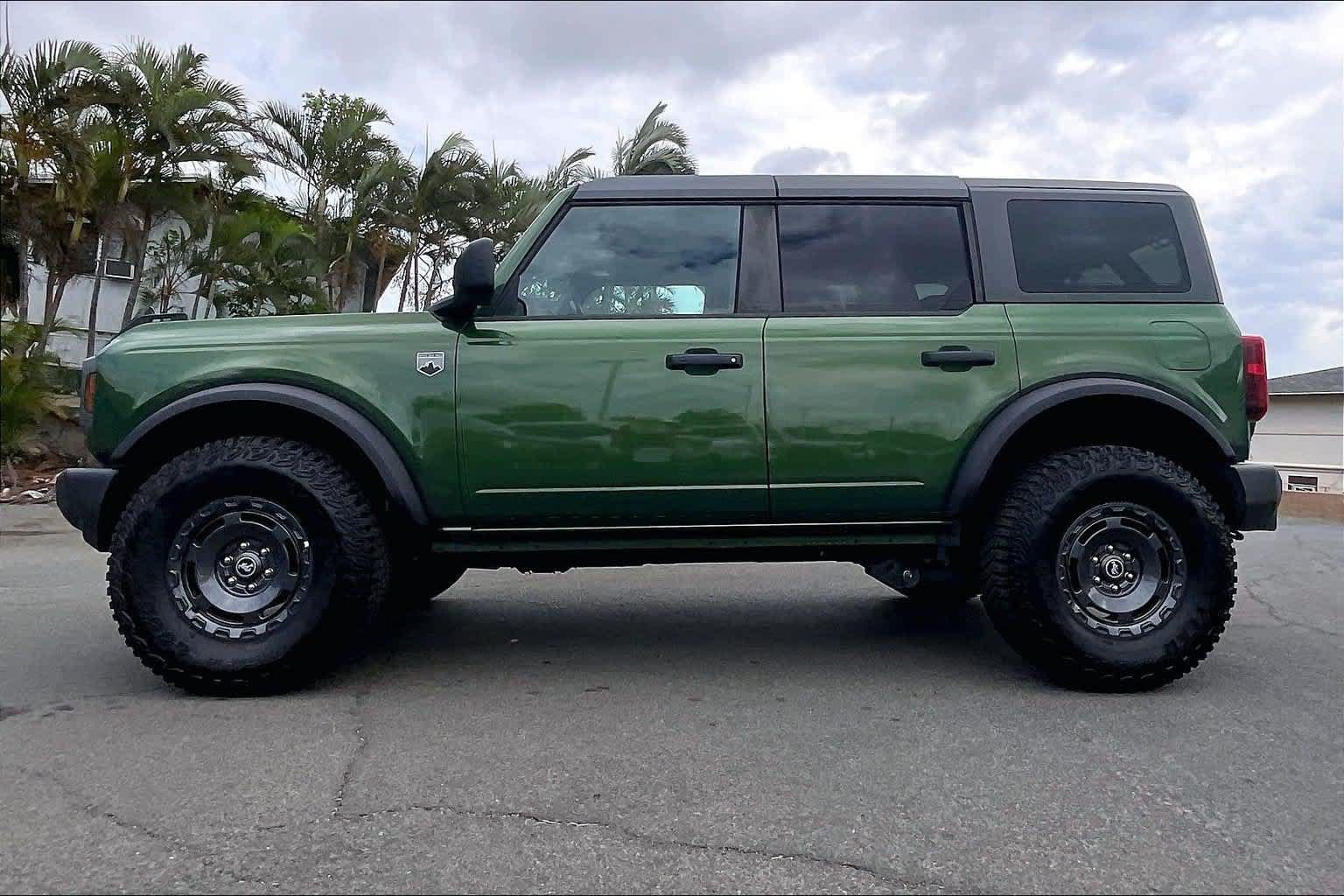 Certified 2024 Ford Bronco Big Bend AWD/4WD image 3