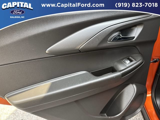 Used 2023 Chevrolet TrailBlazer ACTIV w/ Sun and Liftgate Package AWD/4WD image 17