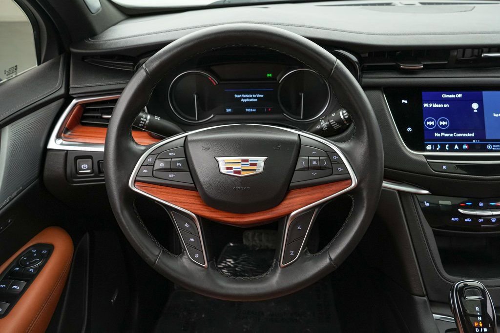 Used 2024 Cadillac XT5 Premium Luxury image 14