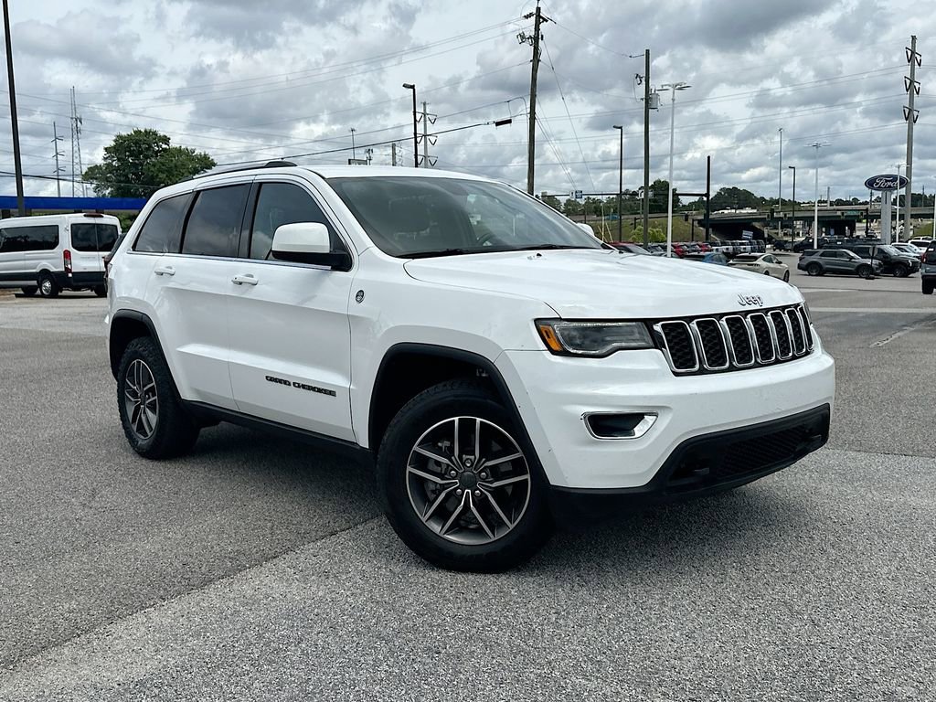Used 2020 Jeep Grand Cherokee Laredo w/ 18" Wheel & 8.4" Radio Group