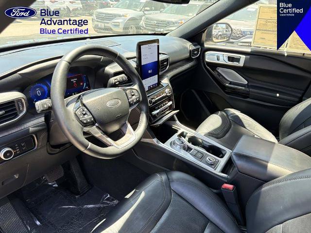 Certified 2023 Ford Explorer Platinum w/ Technology Package AWD/4WD image 15