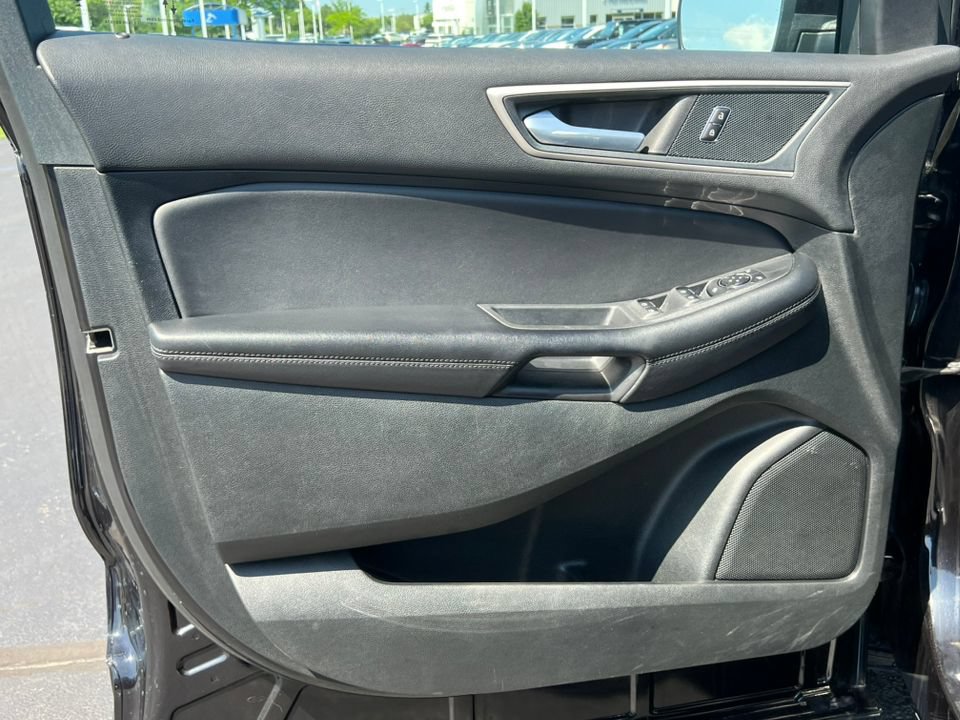 Certified 2024 Ford Edge SEL AWD/4WD image 11