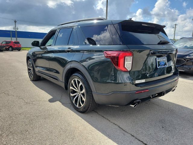 Certified 2022 Ford Explorer ST-Line w/ Class IV Trailer Tow Package RWD image 4