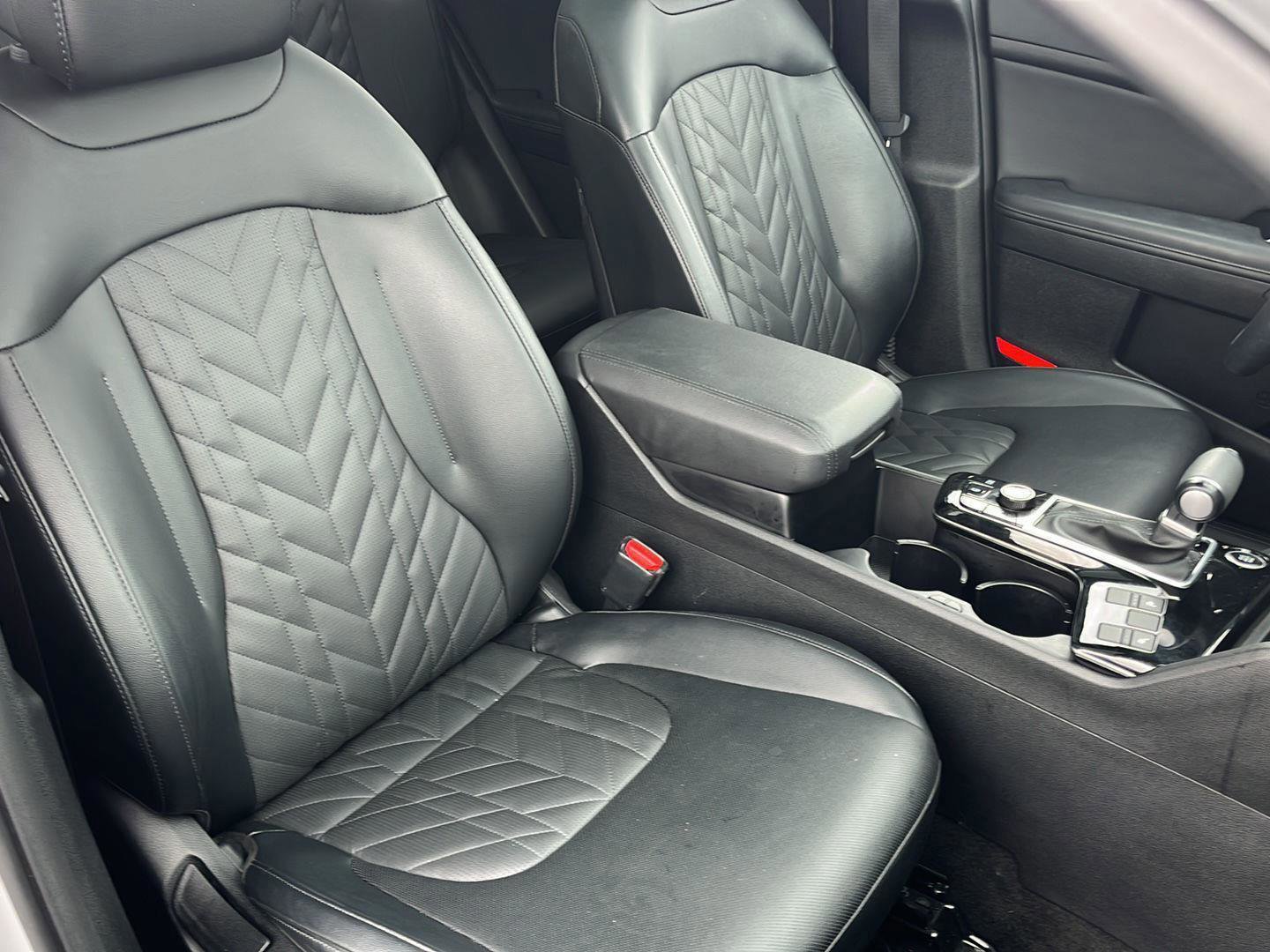 Used 2024 Kia Sportage X-Line w/ X-Line Premium Package image 15