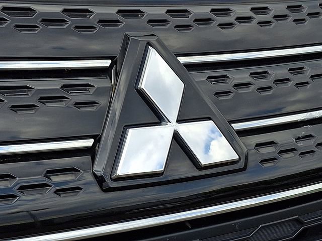 Used 2022 Mitsubishi Outlander ES FWD image 29