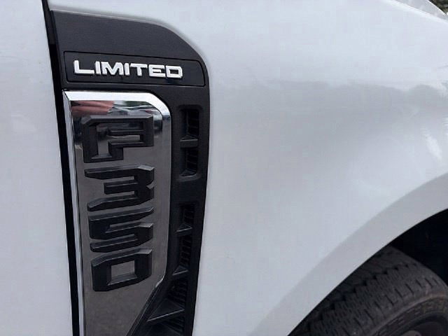 Certified 2023 Ford F350 Limited w/ FX4 Off-Road Package AWD/4WD image 19