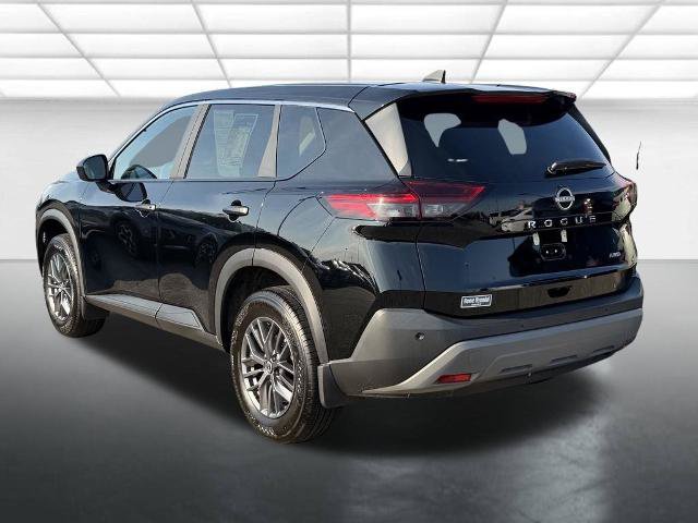 Used 2023 Nissan Rogue S AWD/4WD image 8