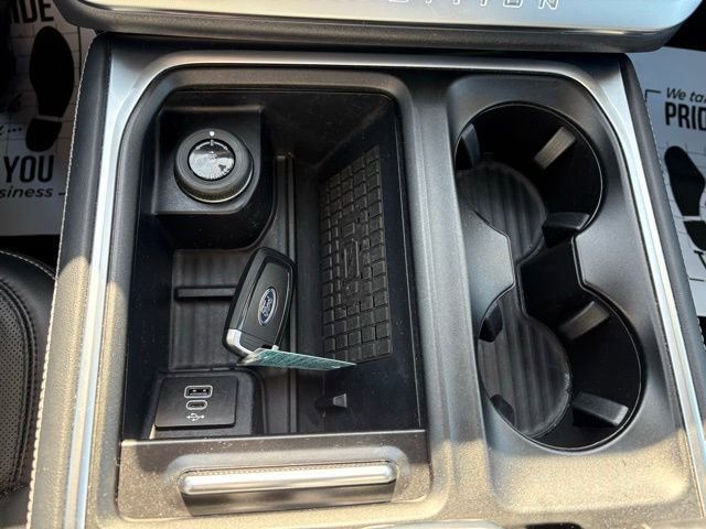 Certified 2025 Ford Expedition Max Platinum w/ Driver's Package AWD/4WD image 35