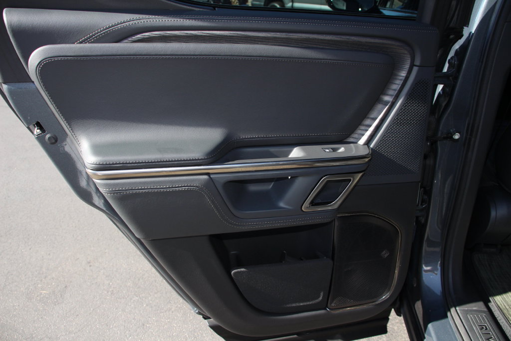 Used 2024 Rivian R1T Adventure Dual AWD/4WD image 21
