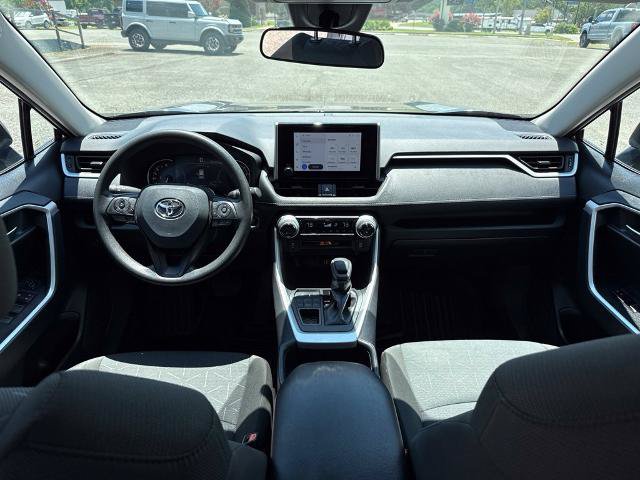 Used 2025 Toyota RAV4 XLE AWD/4WD image 22