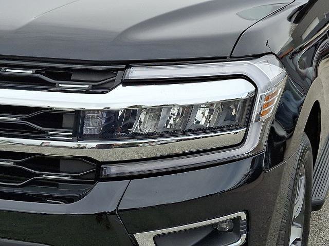 Certified 2024 Ford Expedition Limited image 9