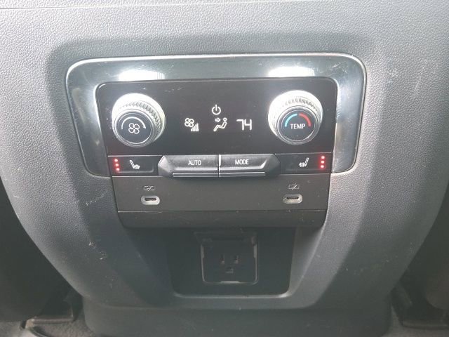 Used 2022 GMC Yukon Denali image 22