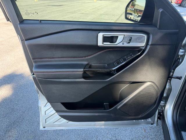 Certified 2023 Ford Explorer ST-Line w/ Class IV Trailer Tow Package AWD/4WD image 13