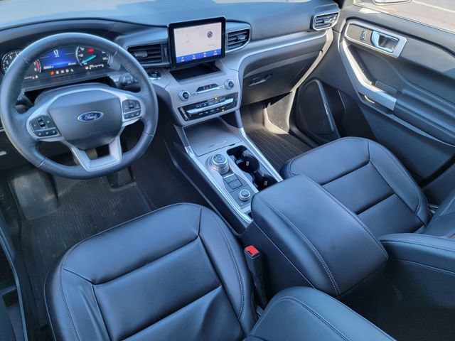 Certified 2023 Ford Explorer XLT w/ Equipment Group 202A AWD/4WD image 39
