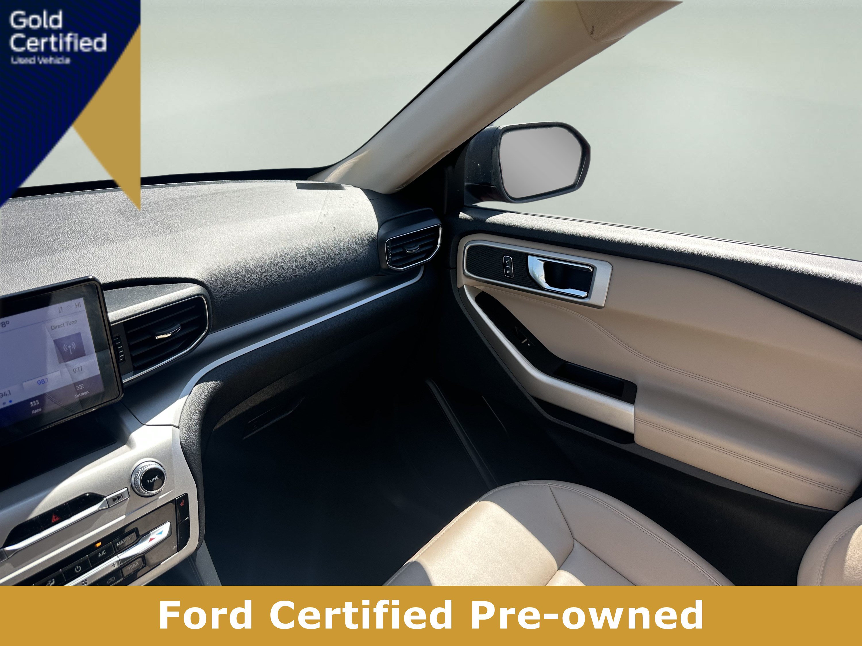 Certified 2022 Ford Explorer XLT w/ Equipment Group 202A AWD/4WD image 17