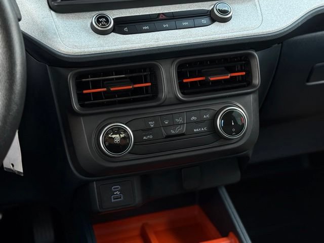 Certified 2023 Ford Maverick XLT FWD image 21