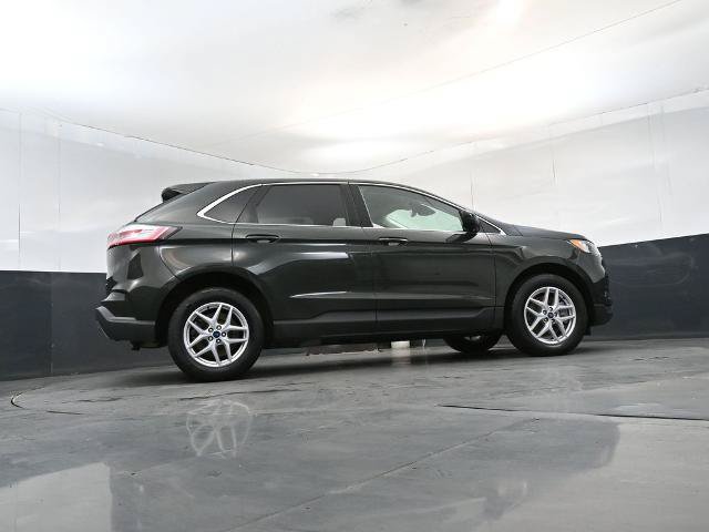 Certified 2022 Ford Edge SEL w/ Convenience Package AWD/4WD image 24