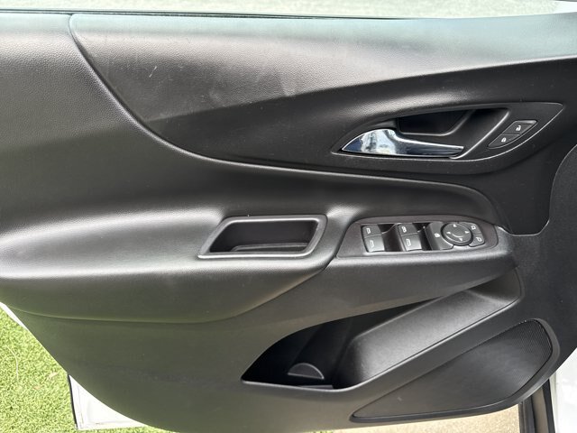 Used 2020 Chevrolet Equinox LT AWD/4WD image 13
