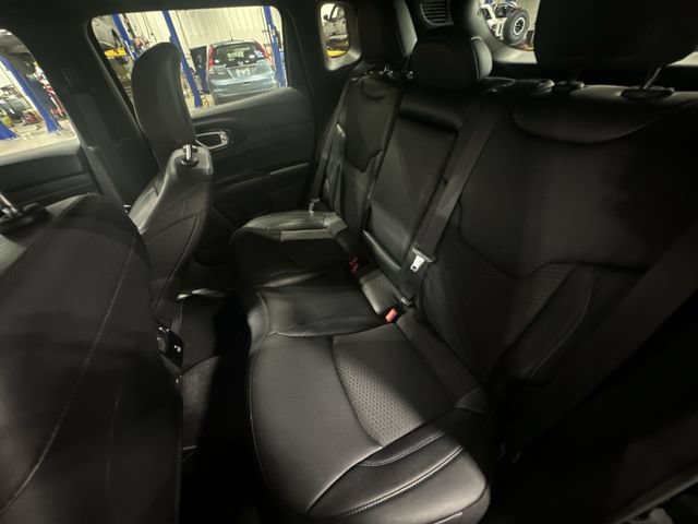 Used 2026 Jeep Compass Latitude AWD/4WD image 30