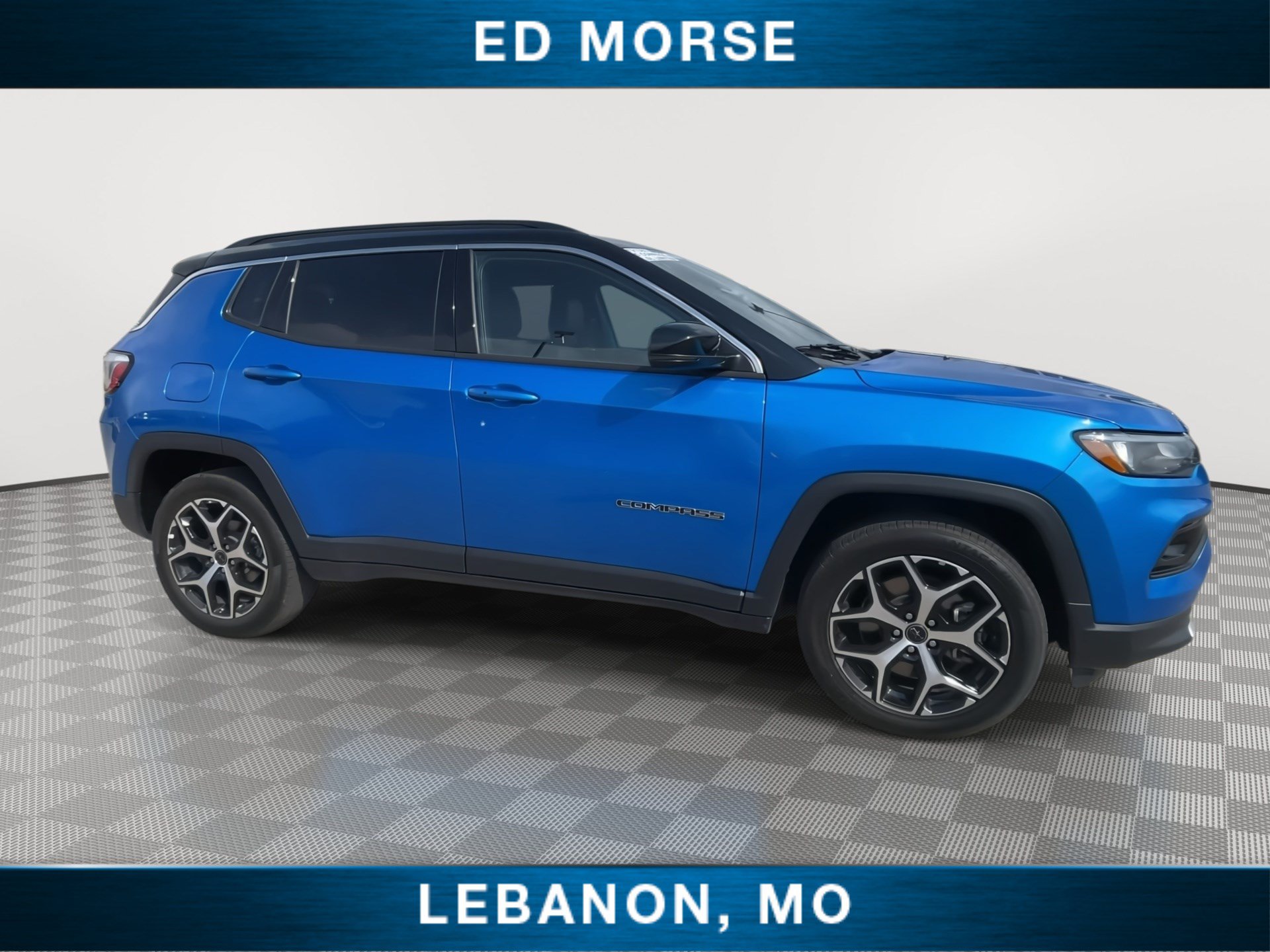 Used 2025 Jeep Compass Limited AWD/4WD image 9