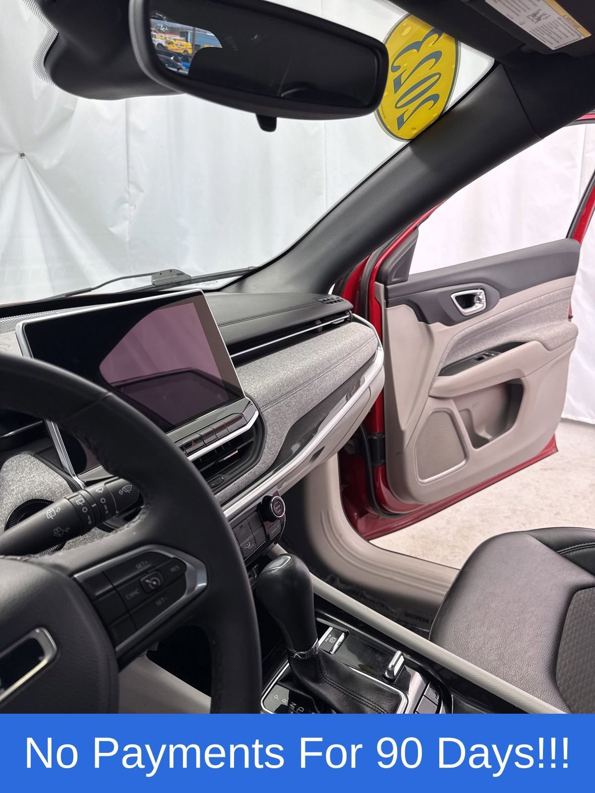 Used 2023 Jeep Compass Latitude image 21