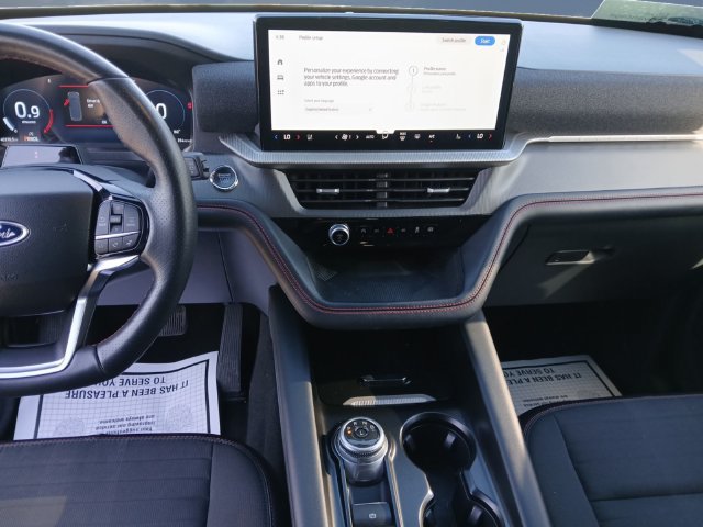 Certified 2025 Ford Explorer ST-Line AWD/4WD image 11