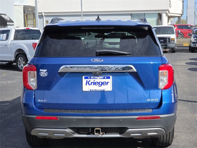 Certified 2021 Ford Explorer XLT w/ Equipment Group 202A image 4