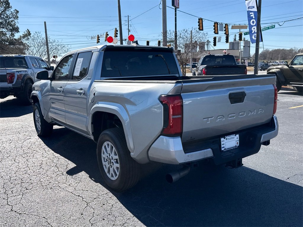 Used 2024 Toyota Tacoma 2WD Double Cab image 5