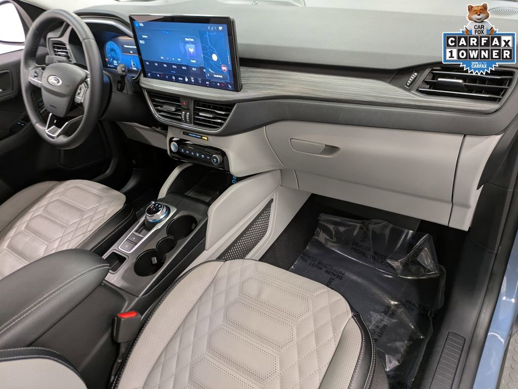 Certified 2023 Ford Escape Platinum w/ Premium Technology Package AWD/4WD image 31