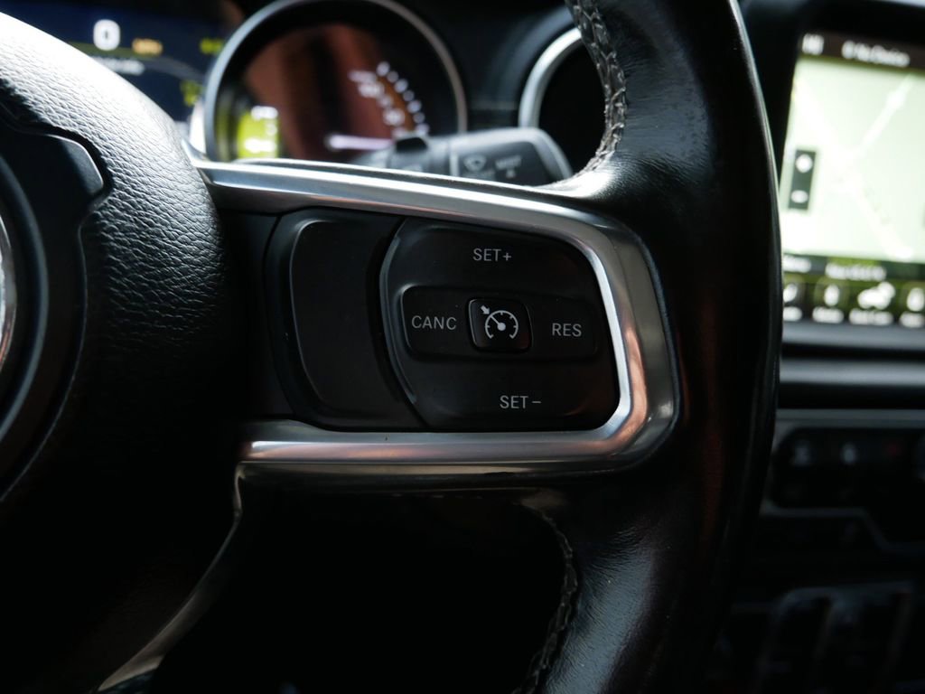 Used 2022 Jeep Wrangler Unlimited Sahara w/ Cold Weather Group image 18