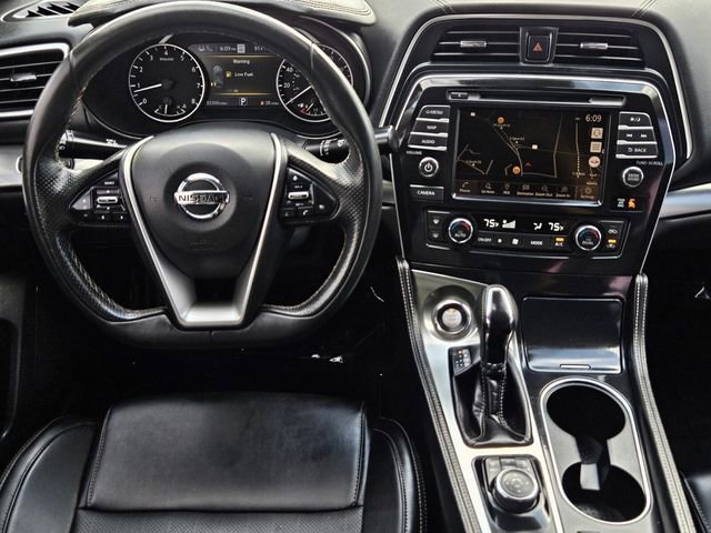 Used 2022 Nissan Maxima SV w/ Floor Mat Group FWD image 15