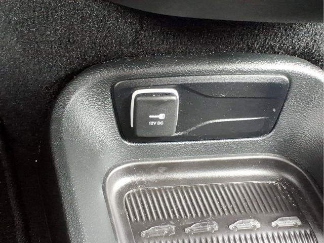 Used 2025 Chrysler Pacifica Select FWD image 21