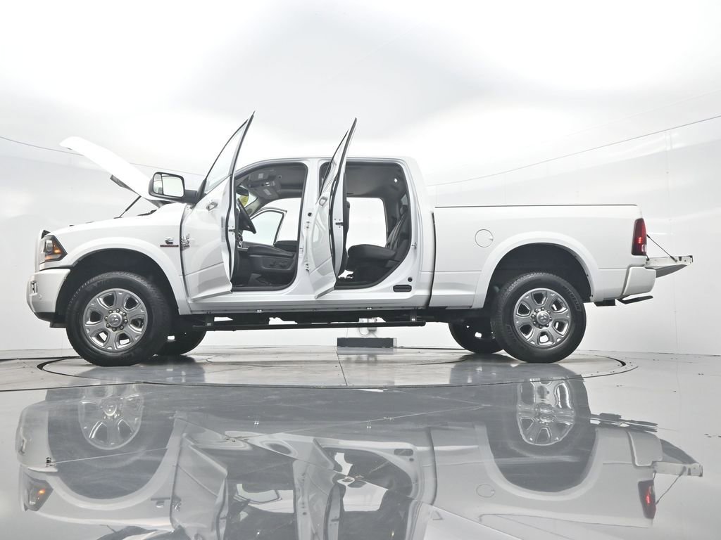 Used 2018 RAM 2500 Laramie w/ Sport Appearance Group AWD/4WD image 45