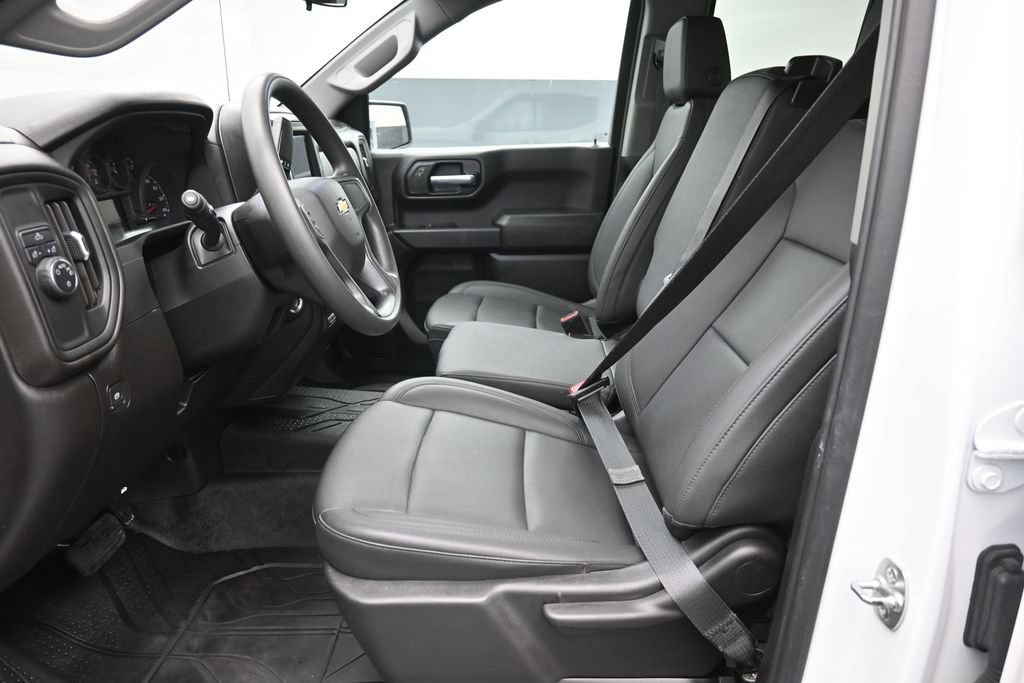 Used 2025 Chevrolet Silverado 1500 W/T w/ WT Value Package RWD image 18