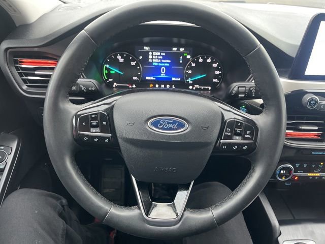 Certified 2021 Ford Escape SEL image 31
