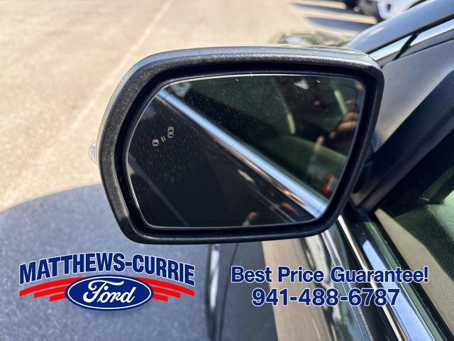 Certified 2022 Ford Edge Titanium w/ Equipment Group 301A AWD/4WD image 8