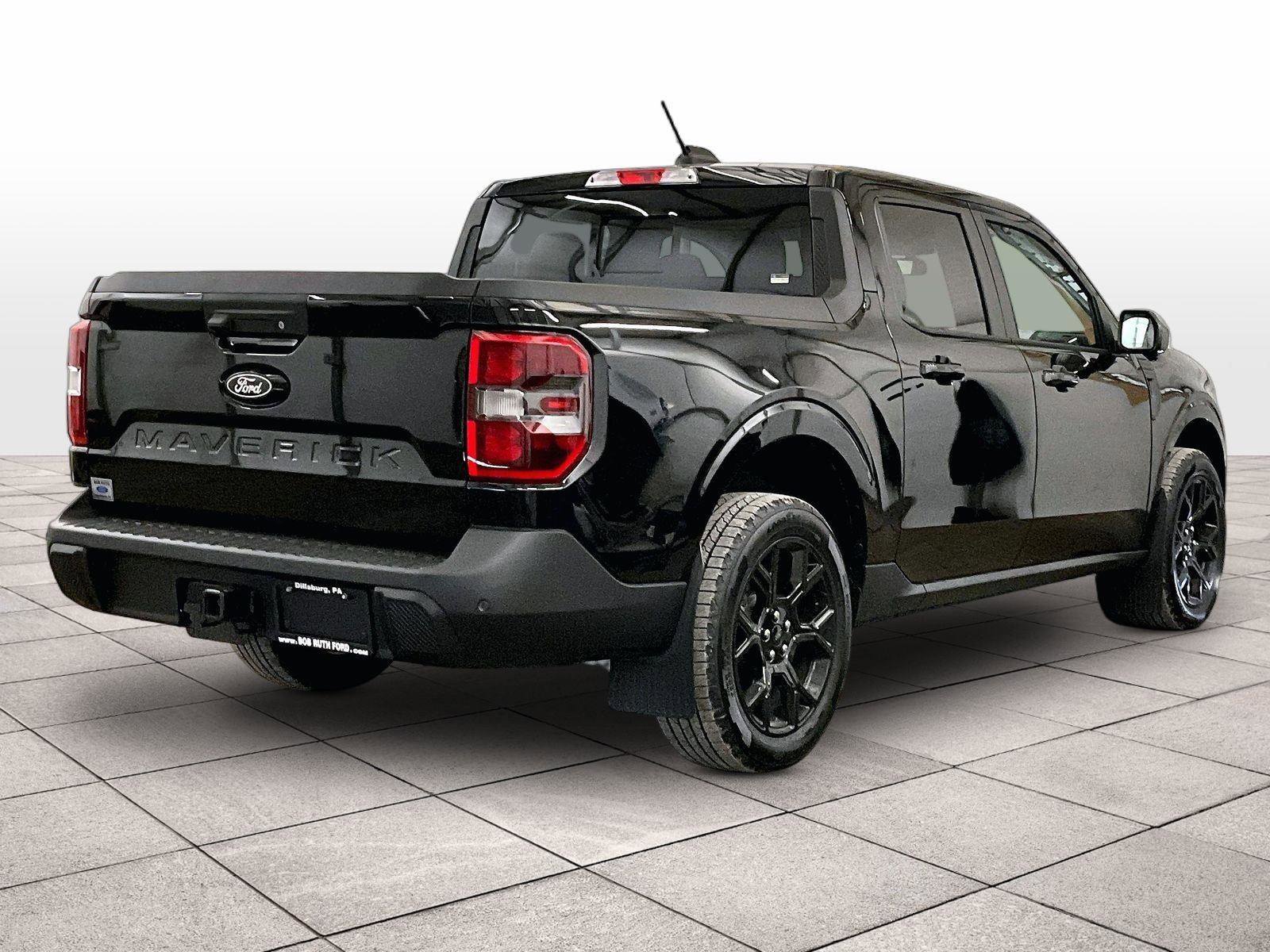 Certified 2025 Ford Maverick Lariat w/ Black Appearance Package image 11