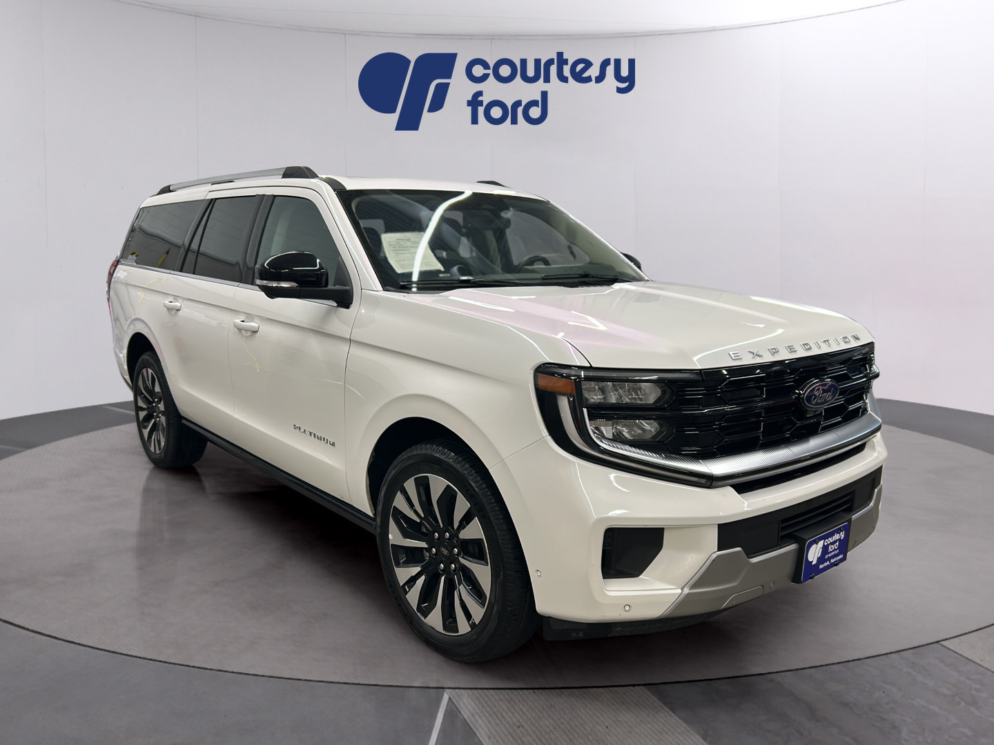 Certified 2025 Ford Expedition Max Platinum w/ Driver's Package AWD/4WD image 1