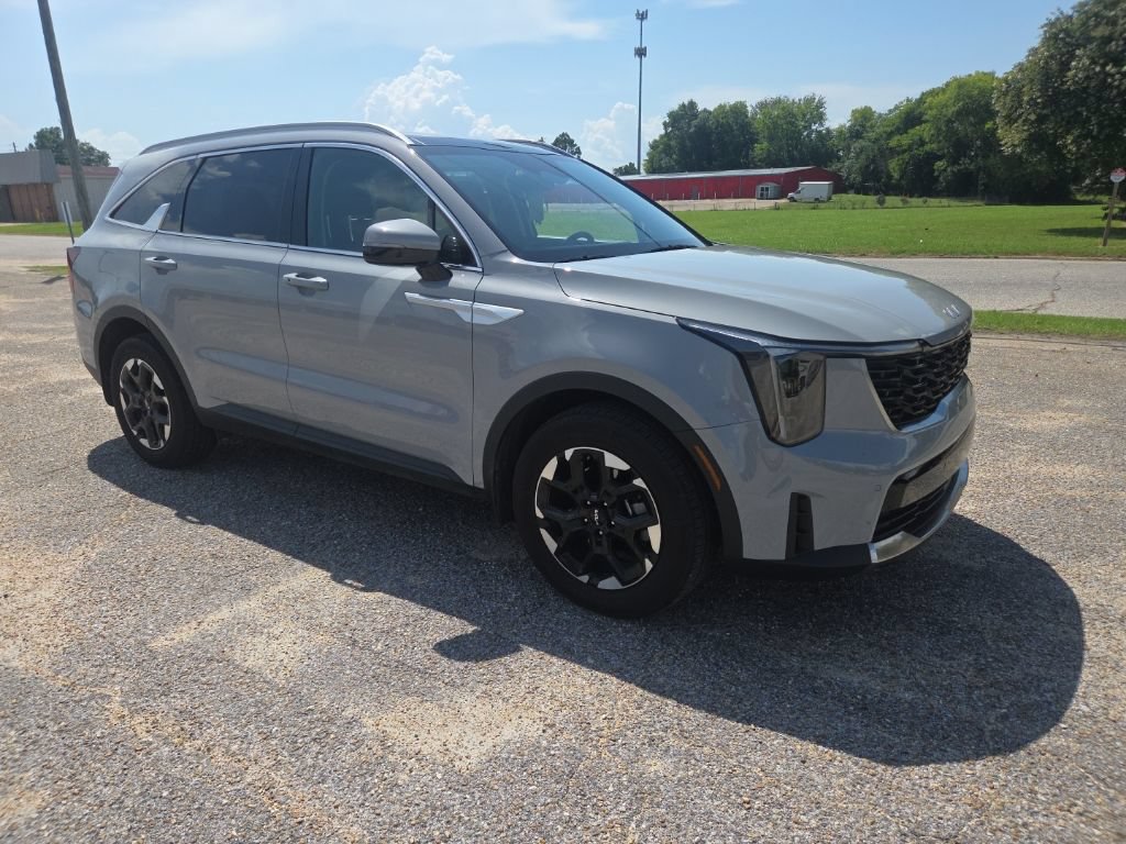 Used 2025 Kia Sorento S w/ Panoramic Sunroof Package FWD image 16