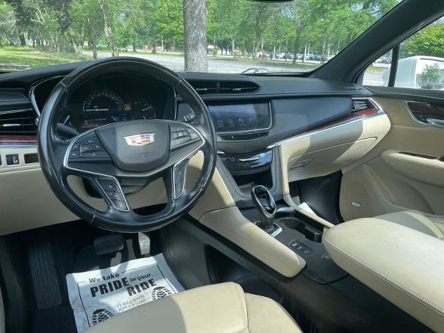 Used 2019 Cadillac XT5 Premium Luxury w/ Driver Assist Package AWD/4WD image 32