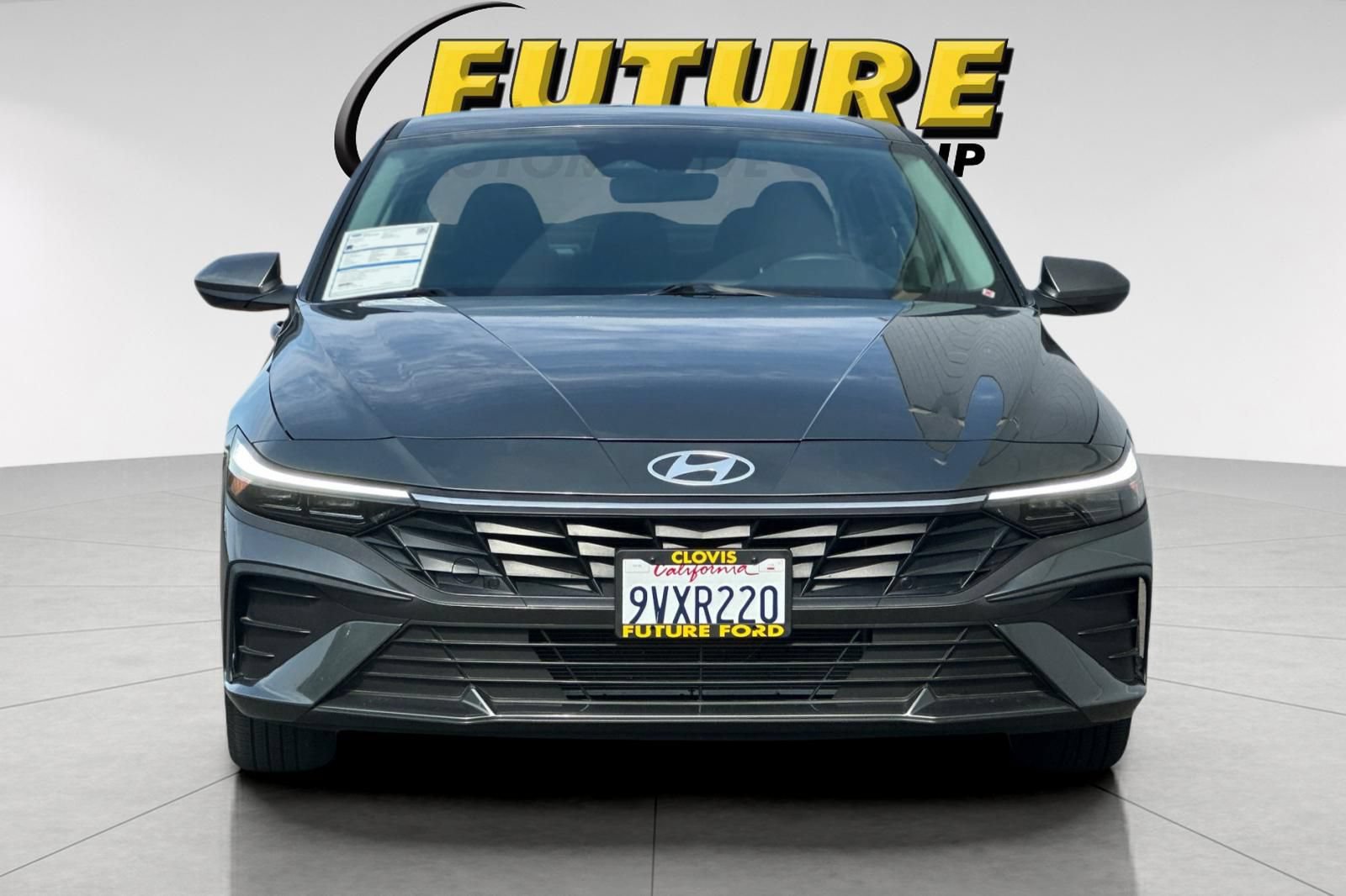 Used 2025 Hyundai Elantra SE FWD image 8