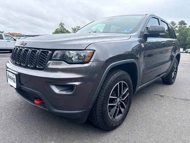 Used 2017 Jeep Grand Cherokee Trailhawk AWD/4WD image 1