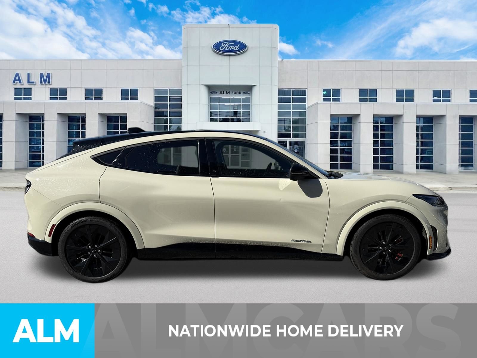 Certified 2025 Ford Mustang Mach-E GT image 4