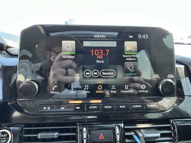 Used 2024 Nissan Pathfinder SL w/ SL Premium Package FWD image 19