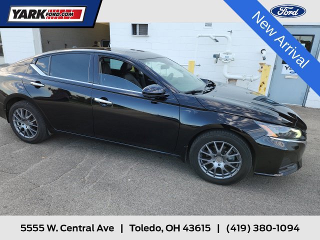 Used 2023 Nissan Altima 2.5 SL AWD/4WD image 1